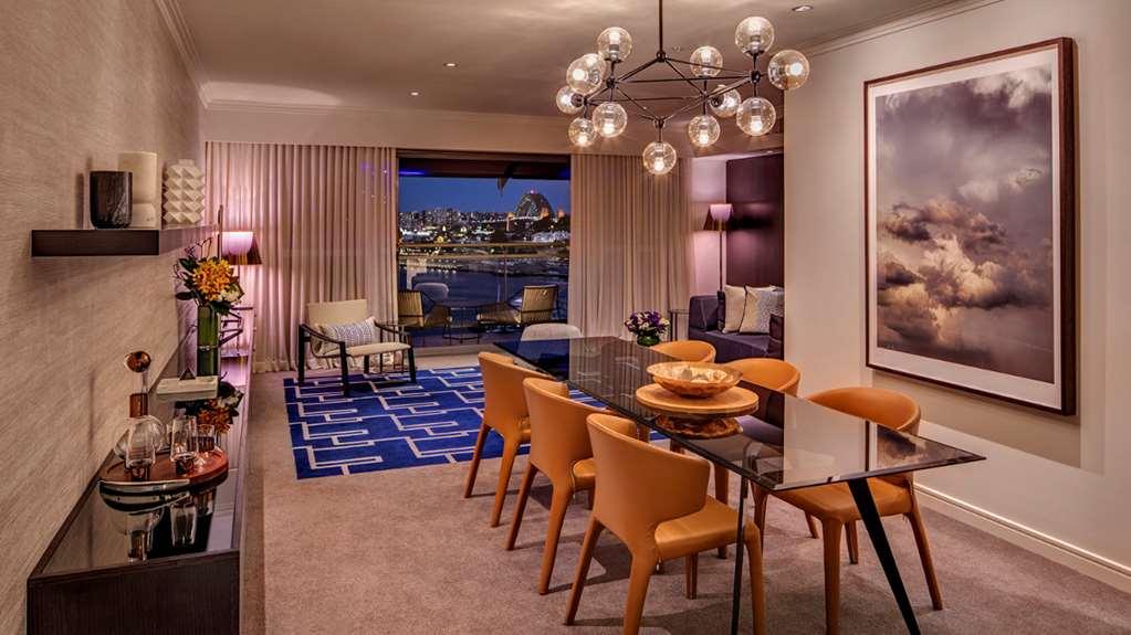 The Star Grand Hotel And Residences Sidney Quarto foto A dining room