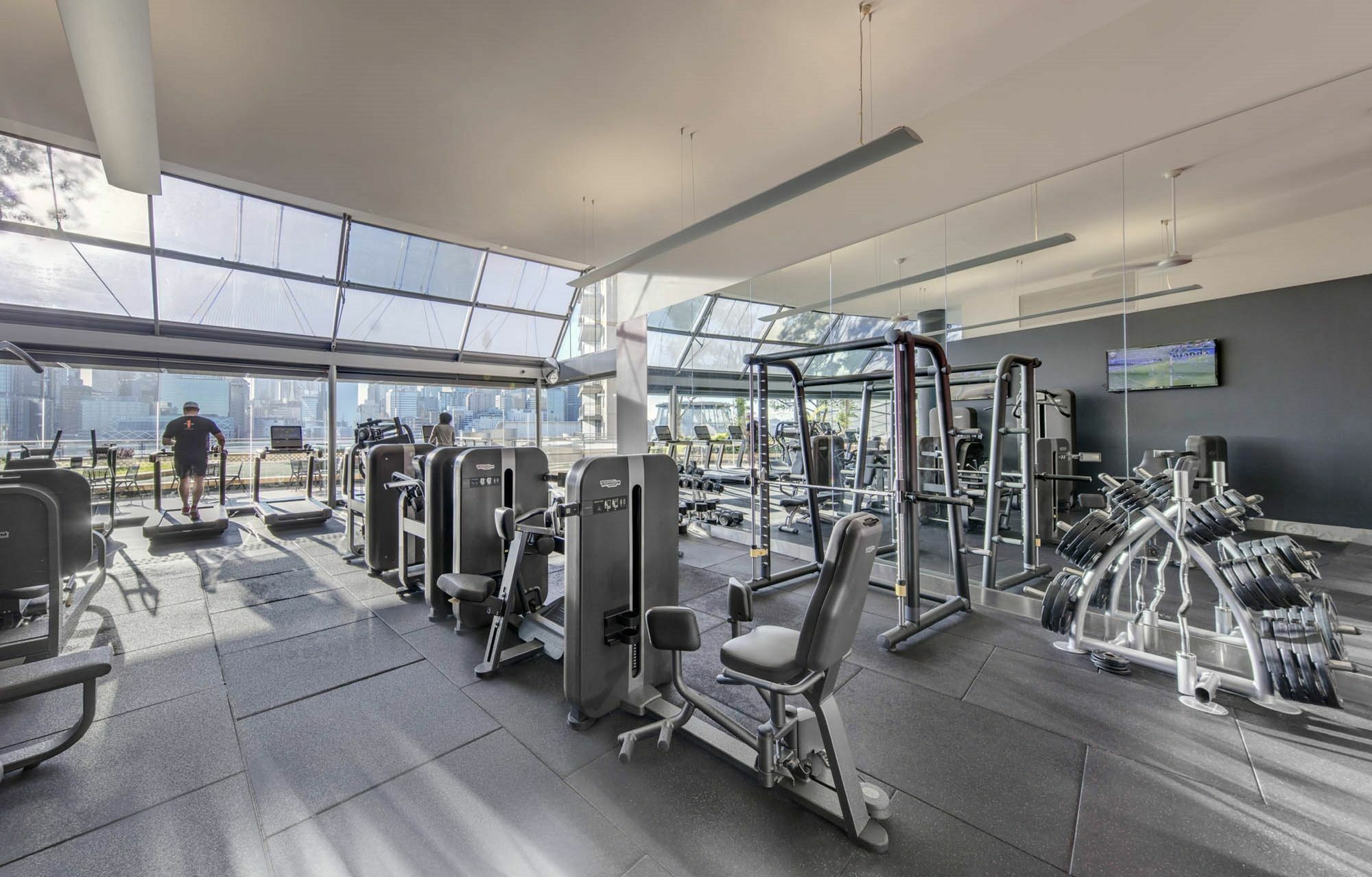 The Star Grand Hotel And Residences Sidney Exterior foto The gym at the 1000 Museum